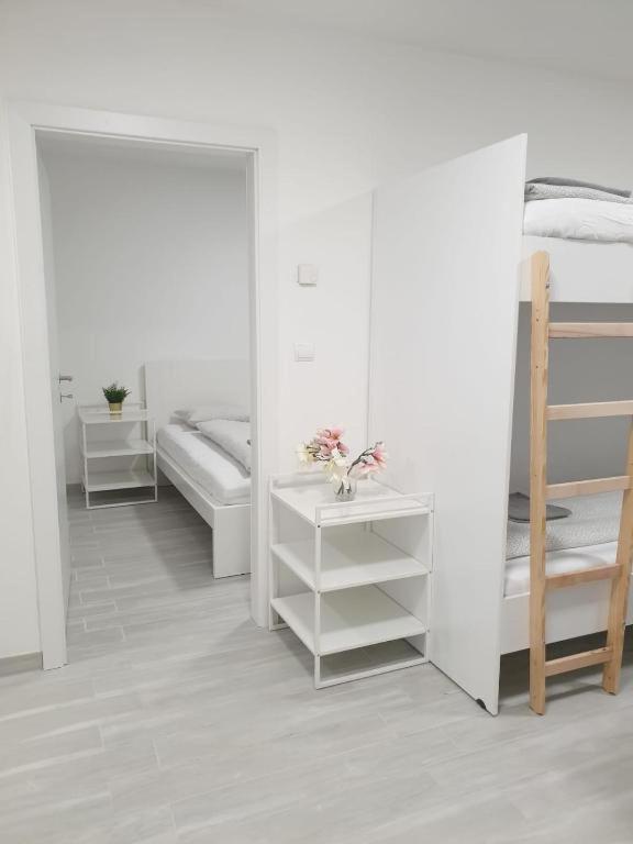 Betariel'Com Westbahnhof M Appartement Wenen Buitenkant foto