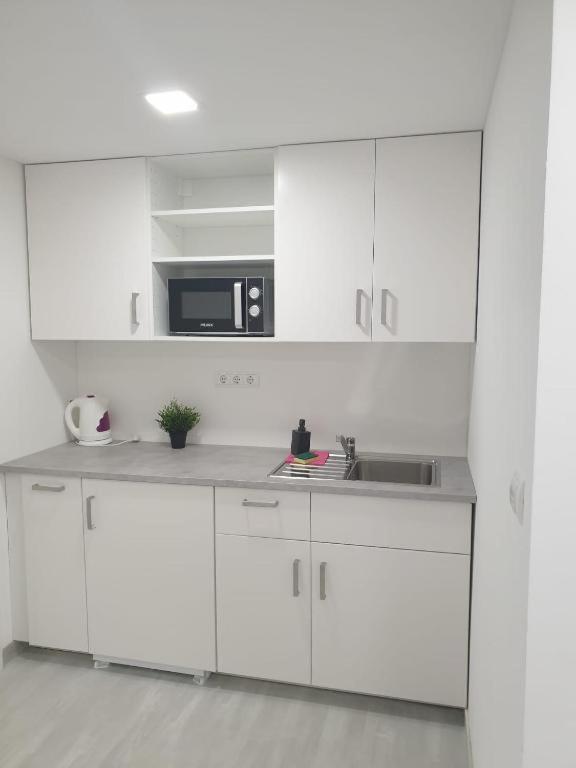 Betariel'Com Westbahnhof M Appartement Wenen Buitenkant foto